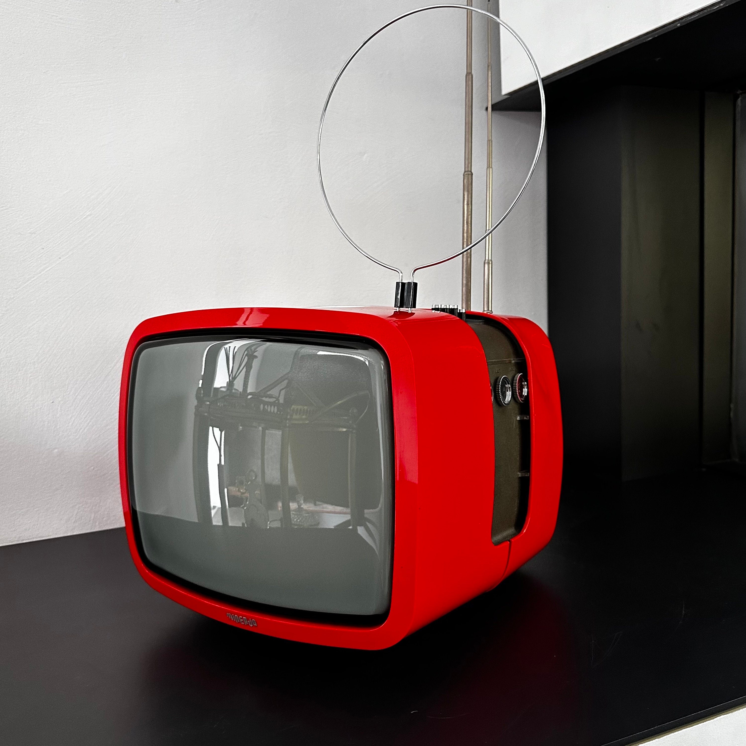 テレビ台・テレビボード 70's unknown vintage television table Amazon.com: WAMPAT Large TV Stand for 100 Inch TV, LED TV