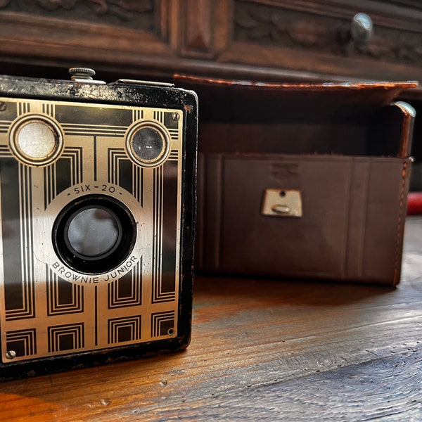 Vintage Art deco - Six-20 Brownie Junior-Camera (Model VS) - 1934