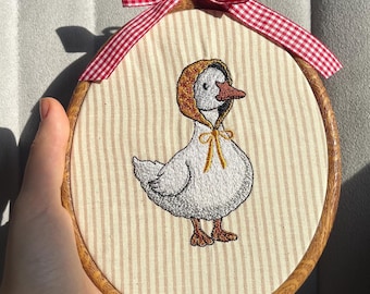 Gestickte Gans-Kinderzimmer-Dekor, Häubchen-Gänse-Reifen, Cottagecore-Babyparty-Dekor
