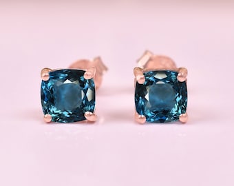 Orecchini a bottone in oro 14 carati con topazio blu di Londra: taglio cuscino, Art Déco