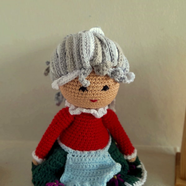 Handknited grandma doll with floral dress, Grandmother crochet doll for grandma gift, Sitting amigurumi rag doll with gray hair