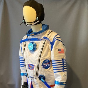 Deluxe Sokol Space Suit *New Product