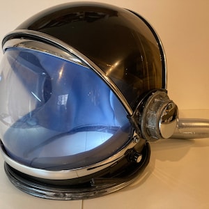 Deluxe Flip Visor Astronaut Helmet *New Product 2024!