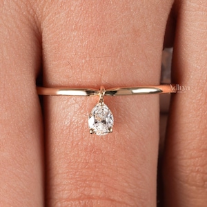 Pear Cut Moissanite Dangle Charm Ring, 14K Gold Stacking Ring, Tiny Simple Everyday Ring, Minimalist Ring, Dangle Diamond Solitaire Ring
