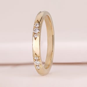 Flush Set Eternity Band, Round Cut Colorless Diamond Wedding Band, Wedding Matching Band, Etoile Ring, Chunky Dainty Band, Bridal Ring Gifts