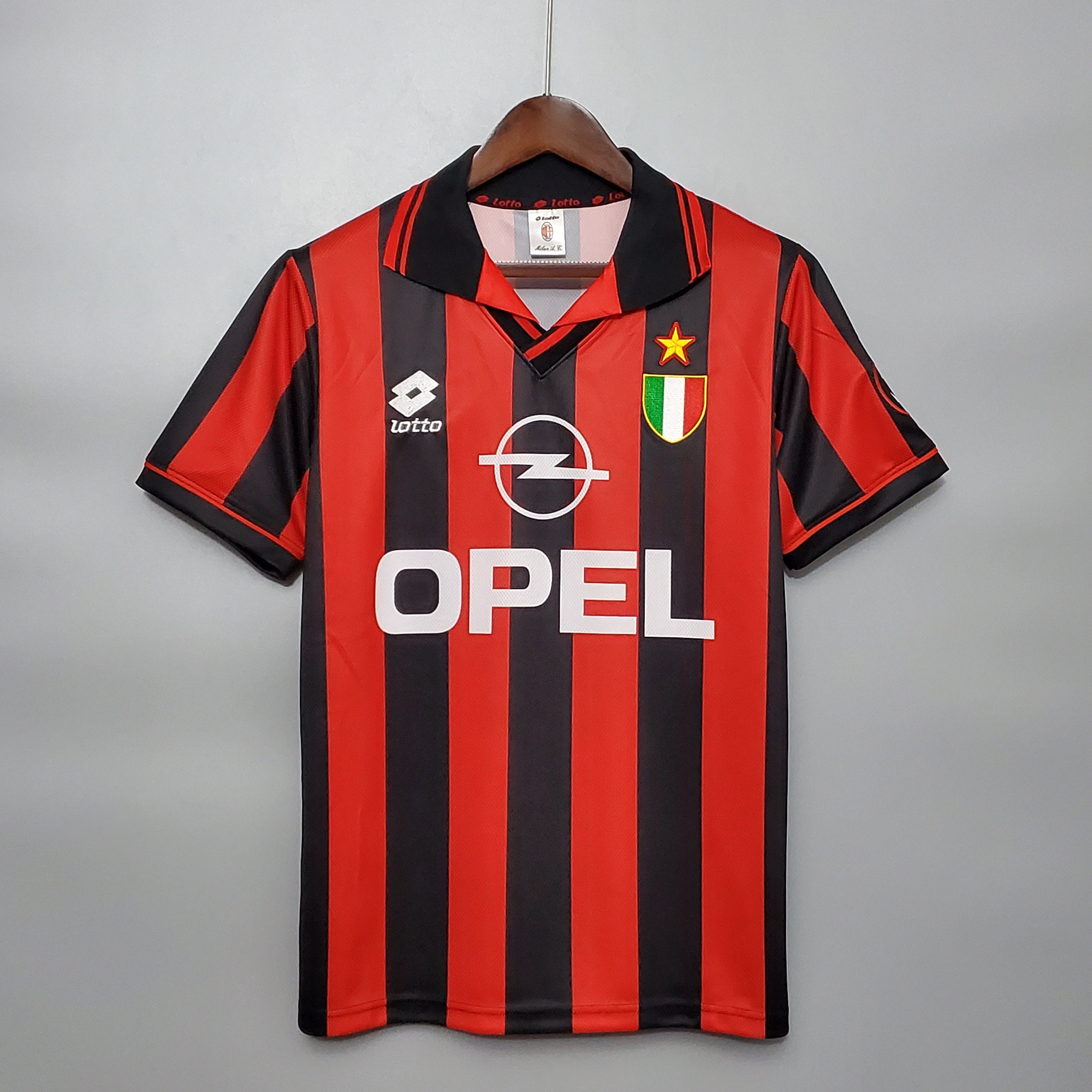 Old ac milan kit 2025
