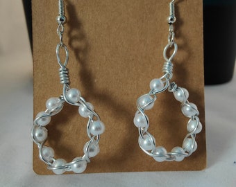 boucles d'oreilles perle créoles argent et perle boucles d'oreilles créoles pour cadeau de demoiselle d'honneur pour elle boucles d'oreilles pendantes boucles d'oreilles créoles pour femmes faites à la main