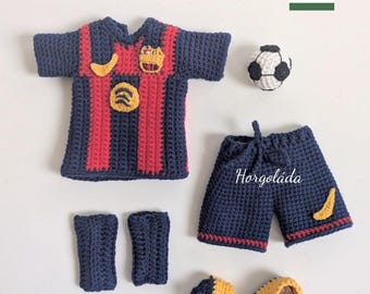 Ben's Football Kit Crochet Pattern. Doll Outfit Pattern for a doll 32 cm. The clothes fit Ben doll crocheted by me. (English, Hungarian)