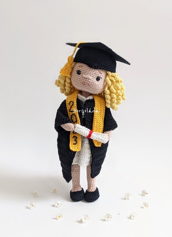 SOPHIE. Sophie Graduates. Crochet Doll Pattern, Amigurumi Doll Pattern, PDF  in English/hungarian - Etsy