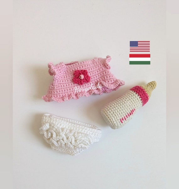 Vestiti di Modello di vestiti per bambole all'uncinetto