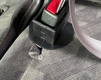 Seat belt buckle holder (2 pack)