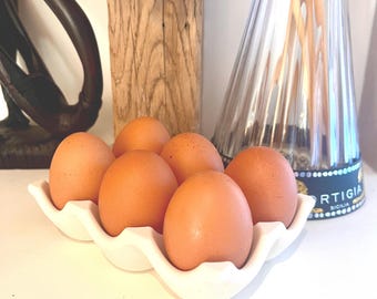 Beige / Off-White Egg Holder | Concrete Egg Holder | Kitchen Decor | Farmhouse Decor | Home Decor | Jesmonite | Eco | Gift | Present | UK