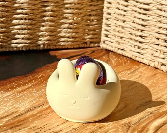 Yellow Easter Bunny Egg Holder | Handmade Easter Bunny | Seasonal Decor | Spring Decor | Home Decor | Jesmonite | Eco | Gift | Present |UK