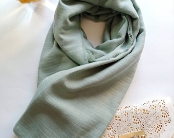 Soft and comfortable organic cotton scarf in aqua green, ideal gift for women, Made in France