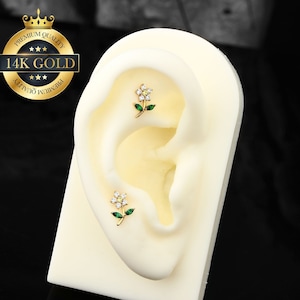 14K Solid Gold Flower Cartilage Stud Earring/Threadless Push Pin Labret Stud/Earlobe/Nose/Tragus/Conch/Helix Piercing/Flat Back/Gift for her