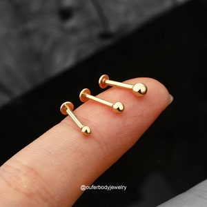 Boucles d'oreilles labret à poussoir sans filetage 14 carats/Petits clous en or à l'arrière plat/bouts sans fil/nez/tragus/cartilage/conque/clous hélicoïdaux vers l'avant image 9