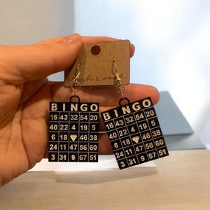 Archivo de pendientes de tarjeta de bingo