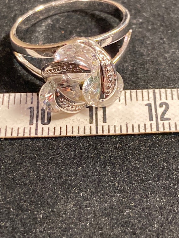 Three clear stone Floating ring set in silver tone - image 7