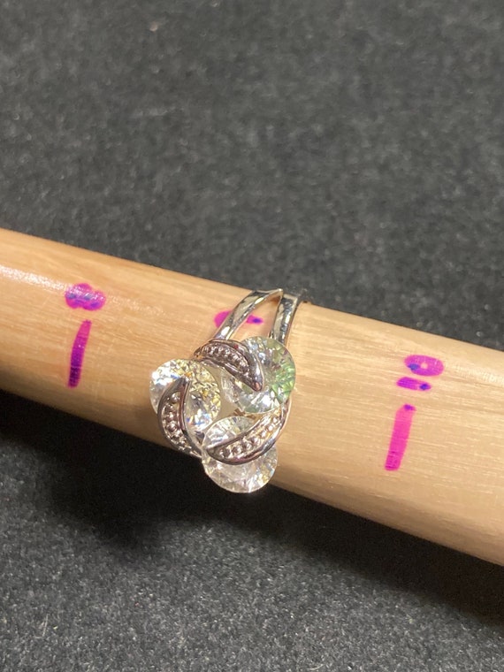 Three clear stone Floating ring set in silver tone - image 6