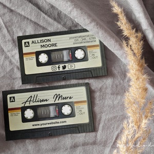 Bearbeitbare Retro-Visitenkarte Visitenkartenkassetten-Design, DIY-Visitenkarte, Business Branding, bearbeitbare Kassetten-Canva-Karte