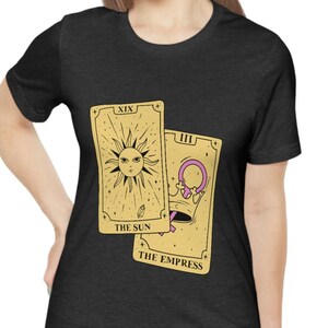 Camisa de cartas de tarô, camisa de tarô Sol/Imperatriz, tarô místico, camisas de tarô, camisa de cartas de tarô feminina, camiseta Witchy Cottagecore, presente de amante de tarô