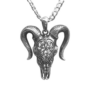 925 Silver Bull Skull Necklace, Realistic Animal Jewelry, Skull Pendant, Men Silver Statement Gothic Skull Pendant, Necklace Hunter. 5412