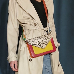 Petit sac à bandoulière fait main respectueux de l'environnement, accessoire de mode populaire, parfait avec un t-shirt unisexe à imprimé animal, cadeau de tous les jours pour elle