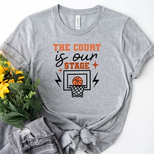22Gifts Basketball Player Wife Girlfriend Husband Sweatshirt, Gifts, Sweater Shirt, Adult Unisex, Size: Large, Gray