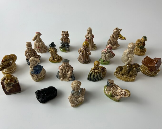 24 Wade Tea Figurines Wade England Nursery Rhyme Tea Figurine Set Etsy