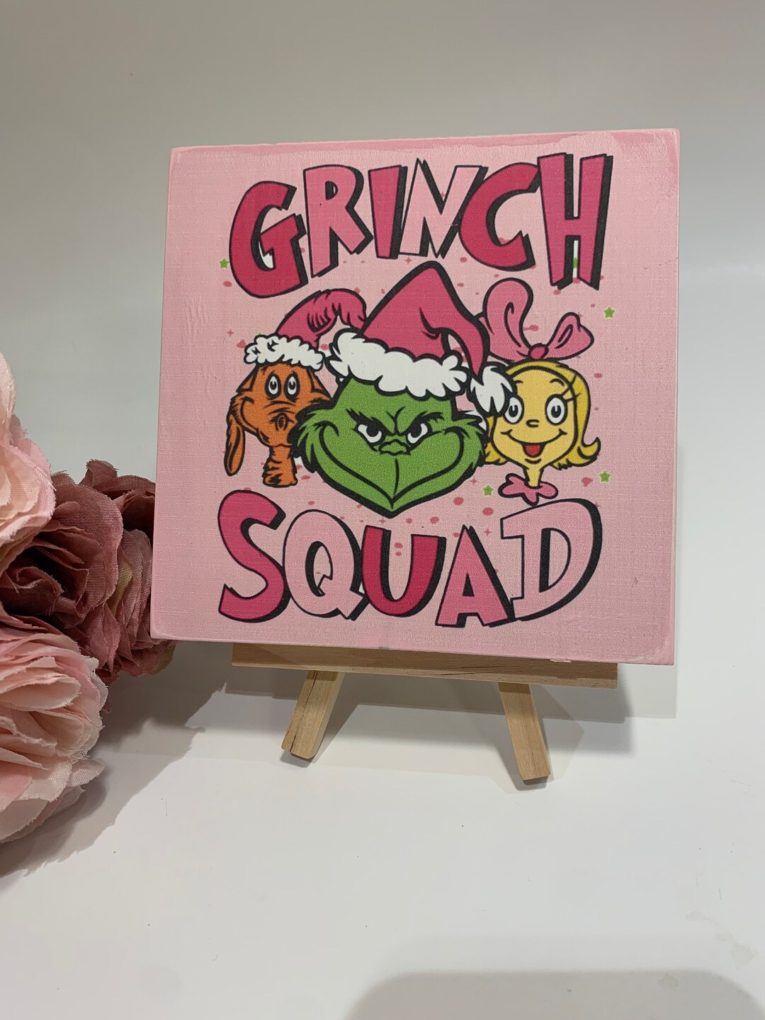 Pink Grinch Christmas Shelf Sitter Decor - Etsy