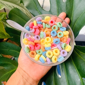 Cereal bowl candles |soy wax| hand poured candles| fruity pebbles * Cheerios* fruit loops* Cinnamon Toast Crunch/aesthetics/ decorative