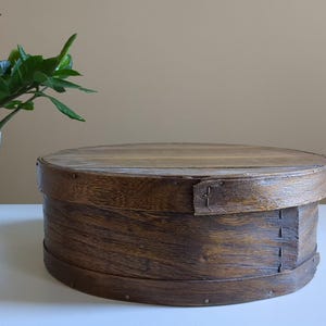 Antique or Vintage Large Wooden Cheese Box with Lid, Large Bentwood Round Cheese Box, Primitive Rustic Round Storage Wooden Box with Lid
