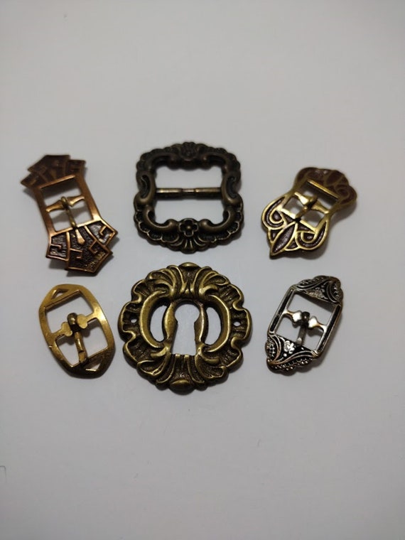 vintage small brass icilma Gem