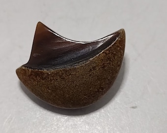 Vintage Carved Horn Button