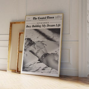 Retro Newspaper Wall Art - Trendy Newspaper Poster - Black and White Aesthetic Art Poster - Instant Download - It Girl Prints