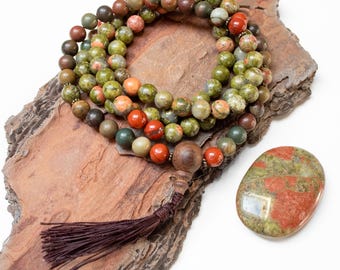 Collier fait main 108 perles Mala : unakite, jaspe, pampille en bois de santal