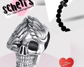 Skull charm made of 925 sterling silver