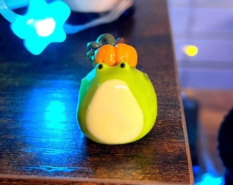 Handmade Polymer Clay Frog Figurine: Autumn Pumpkin Decor