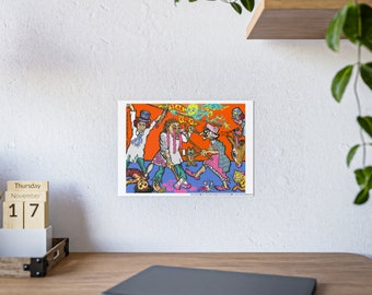 Może przedstawiać: Kolorowa ilustracja kreskówkowa przedstawiająca chaotyczną scenę z wieloma postaciami. Postacie są ubrane w różne kostiumy i wchodzą ze sobą w interakcje w humorystyczny i lekko brutalny sposób. Tło jest jaskrawo pomarańczowe z niebieskim niebem. Tekst "FEAR" jest widoczny w prawym górnym rogu obrazu.