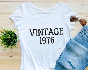 Vintage 1976 Tshirt, 1976 Retro Shirt, 47th Birthday Woman Shirt, Mens Shirt, Classic 1976 Shirt, Born In 1976, Custom Made Unisex Tshirt