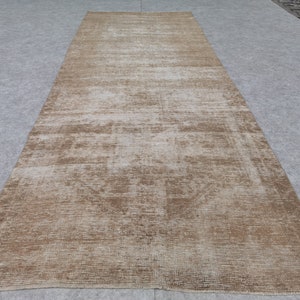 Chemin de table en laine turque délavée, 3,81 x 10,83 pieds neutre en oushak, chemin de table en laine vieillie, chemin de table turc marron, tapis de course fait main