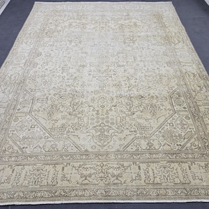 Large Vintage Area Rug, 8&#39;x11&#39; Heriz Pattern Rug, Distressed Rug, Faded Oushak Rug, Large Turkish Rug, Neutral Oushak Rug, Handmade Wool Rug