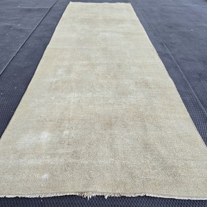 Tapis de passage en laine en détresse, tapis de passage neutre oushak, tapis de passage vintage de 3,35 x 10,66 pieds, tapis de passage turc délavé, passage fait main