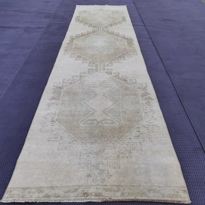 Neutral-Toned Oushak Wool Rug - Handmade Vintage Runner Rug - 1970&#39;s, Neutral Oushak Rug, 2.95&#39;x12.40&#39; Faded Turkish Runner