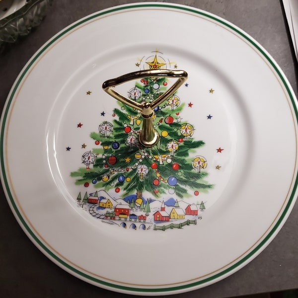 Christmas Dessert Plate by Salem / Japan