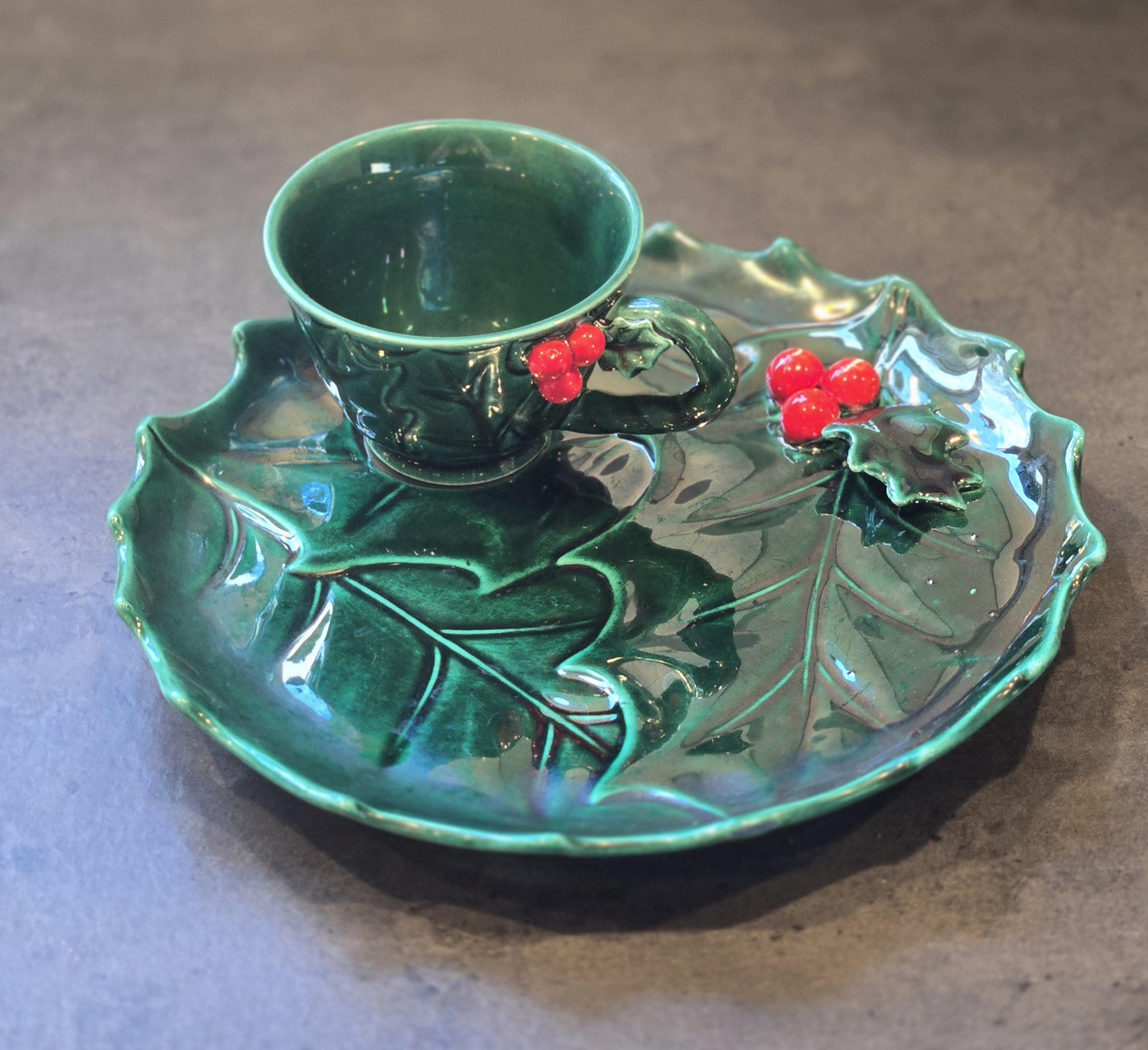 1960s Lefton Green Holly Berry Christmas Snack Plate