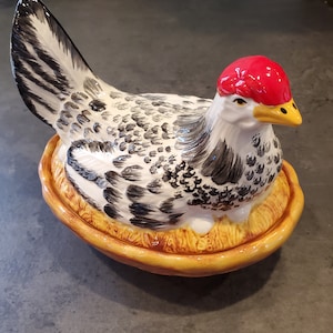 Vtg Ceramic Hen Egg Storage