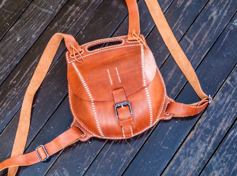 Small Round Backpack Limulus (Horseshoe Crab) Leather Craft PDF Bag Pattern by Karlova Design, Printable Leatherwork Template for Hand Stitching
