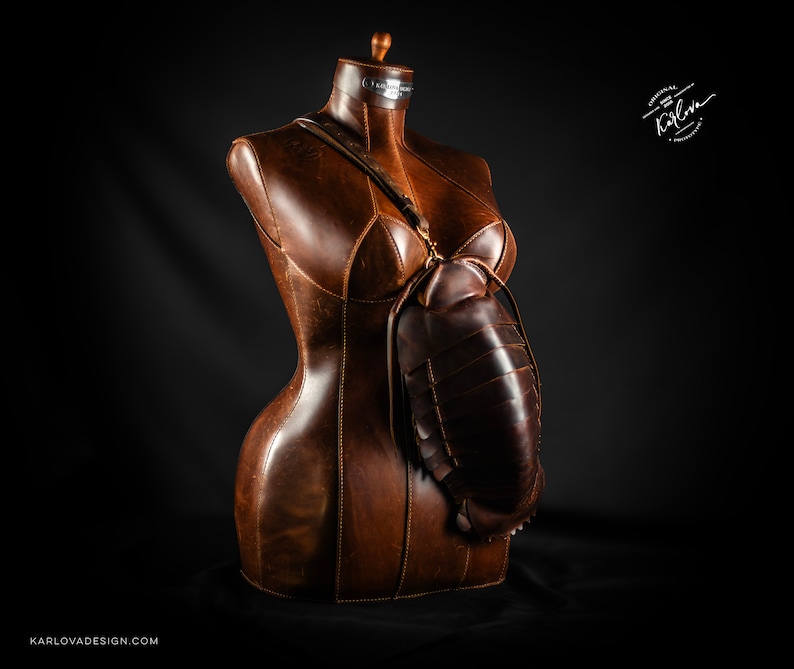 Leather Isopod Sling PDF Pattern with SVG file. Giant Deep Sea Bathynomus Bag Template Download (with video tutorial)