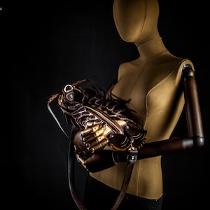 Leather Isopod Sling PDF Pattern with SVG file. Giant Deep Sea Bathynomus Bag Template Download (with video tutorial)